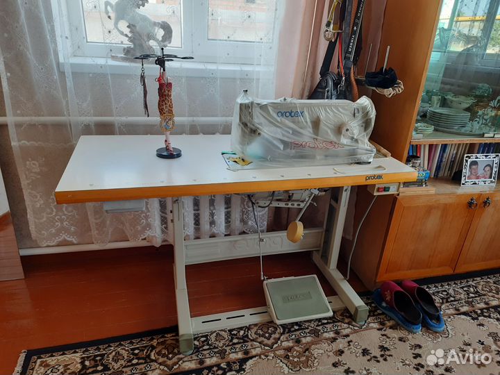 Продам швейную машину Protex TY-1130B