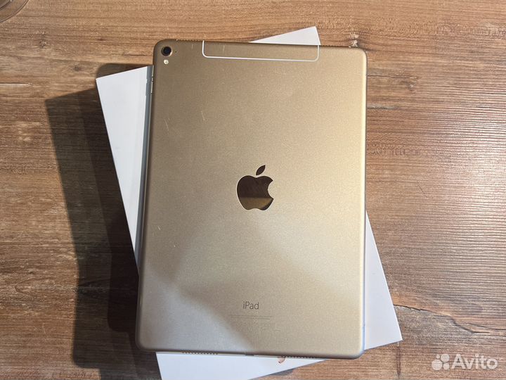 iPad pro 9.7 / A1674/2016