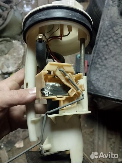 Бензонасос Peugeot 605