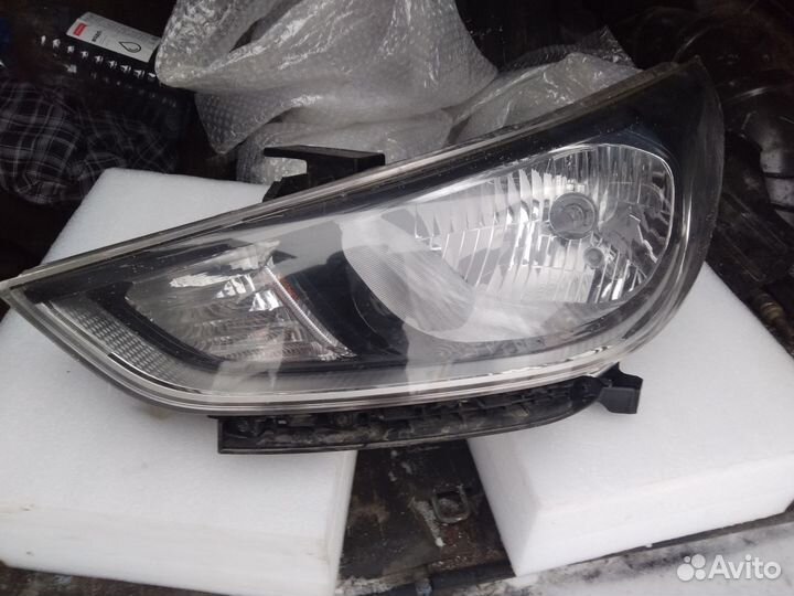 Фара левая Hyundai Solaris 2017-19