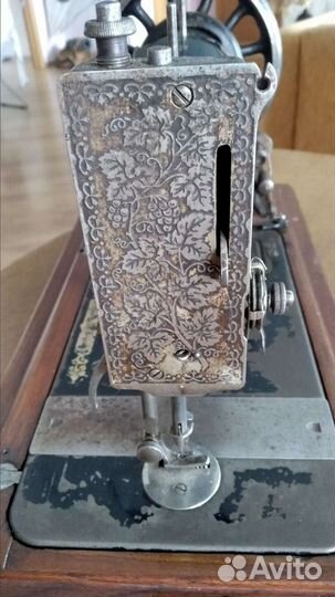 Швейная машина Singer