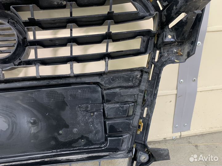 Решетка радиатора Audi A1 Дорестайлинг