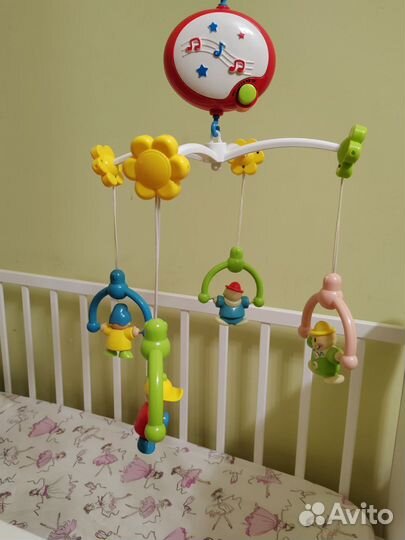 Мобиль детский на кроватку