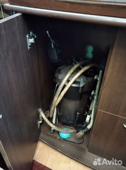 Аквариум с фильтром, светом и декором