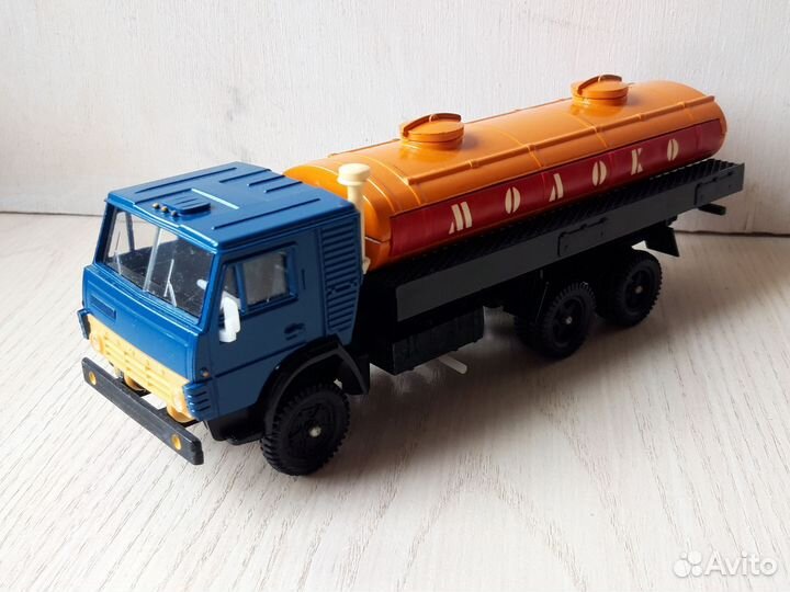 Модель камаз-53212 молоковоз
