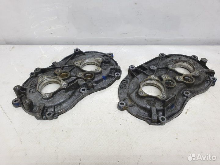 Крышка двигателя Mercedes-Benz E W212 3.5 2010