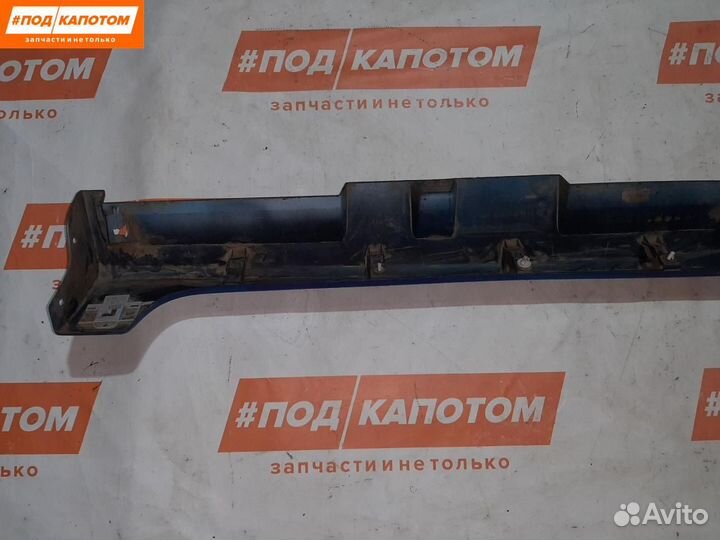 Накладка на порог левая Mazda 3 BL (2008 - 2011)