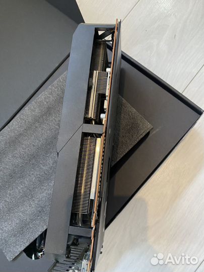 Видиокарта rx 5700xt