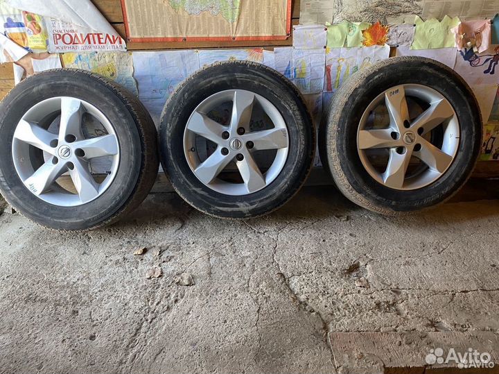 Bridgestone Dueler H/P Sport 215/65 R16 98H