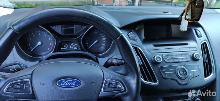Ford Focus 1.6 МТ, 2015, 130 000 км