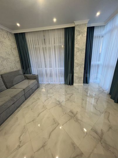 2-к. квартира, 55 м², 2/12 эт.