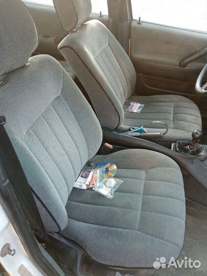 Запчасти на volkswagen passat b3