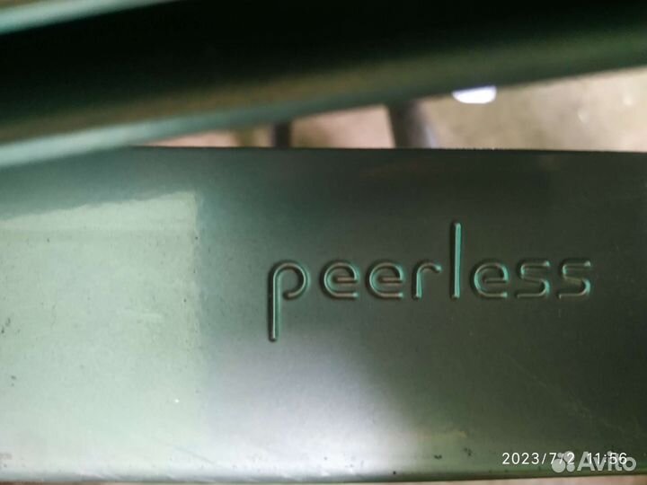 Кронштейн peerless для телевизора на стену