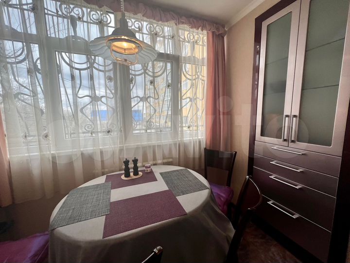 5-к. квартира, 96 м², 2/9 эт.