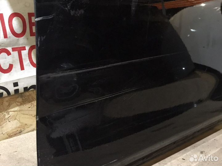 Передняя правая дверь BMW 730