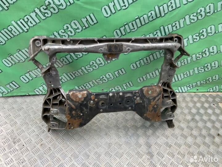 Подрамник Mercedes-Benz C-Class W203 OM646.963