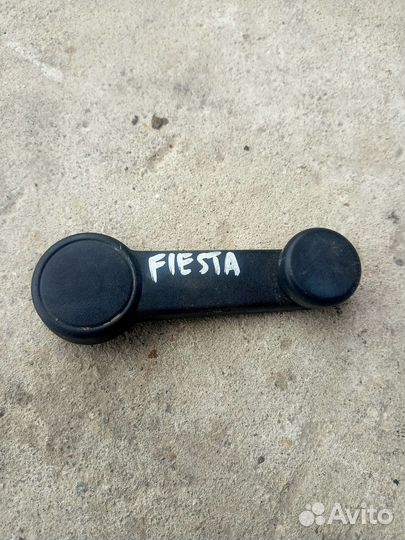Ручка стеклоподъемника Ford Fiesta 4
