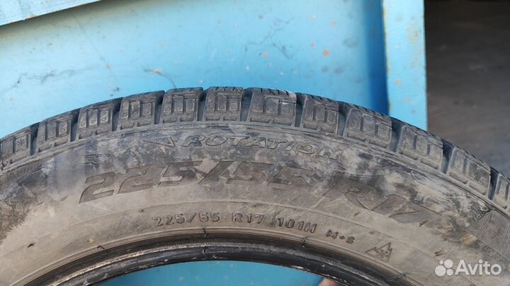 Pirelli Formula Ice FR 225/55 R17 101H