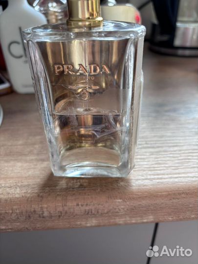 Парфюмерная вода женская prada LA femme