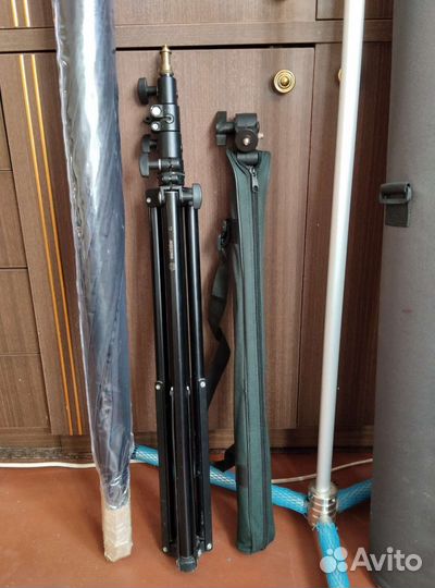 Фотооборудование для фотостудии: штатив 3,5 м пр