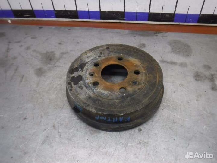 Тормозной барабан задний правый Renault Kaptur F4R