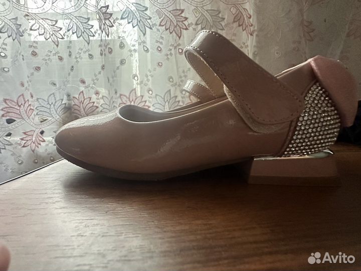 Туфли детские для девочки