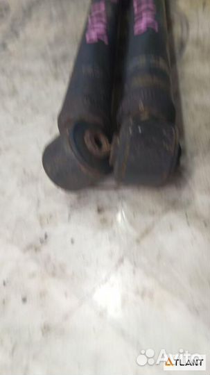 Амортизатор задний toyota aqua