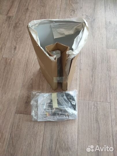 Декоративный короб для настенной вытяжки