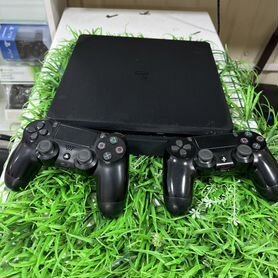 Sony PS4 Slim 1Tb/ 2 джойстика