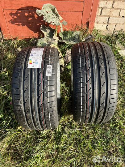 Bridgestone Potenza S001 255/35 R19 96Y