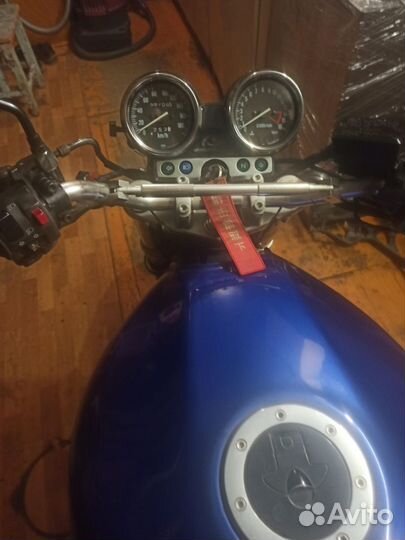 Кавасаки ZR -7