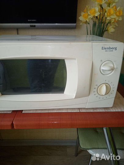 Микроволновая печь Elenberg