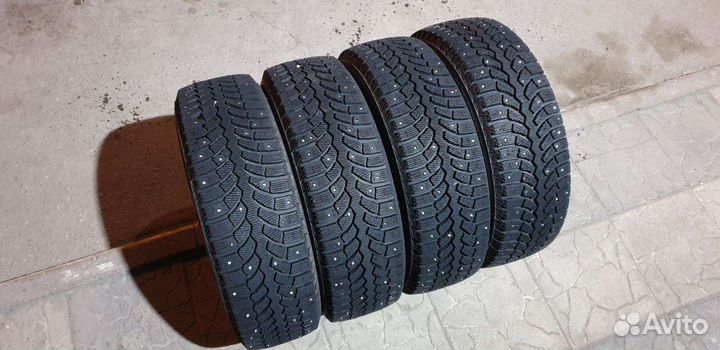 Bridgestone Blizzak Spike-01 185/65 R15 88T