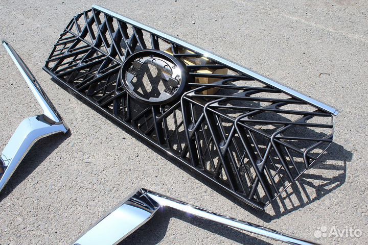 Prado 150 2017+ Решетка радиатора TRD C5QO9