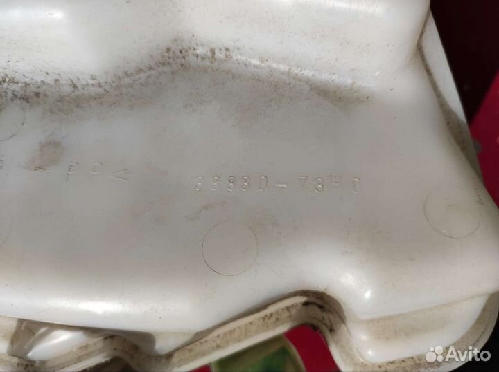 Насос омывателя Nissan Moco