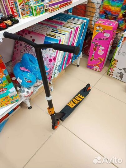 Трюковой самокат новый