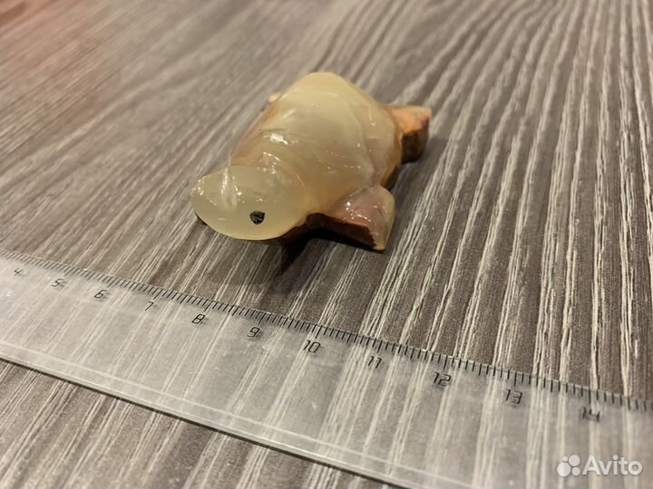 Фигурки из оникса