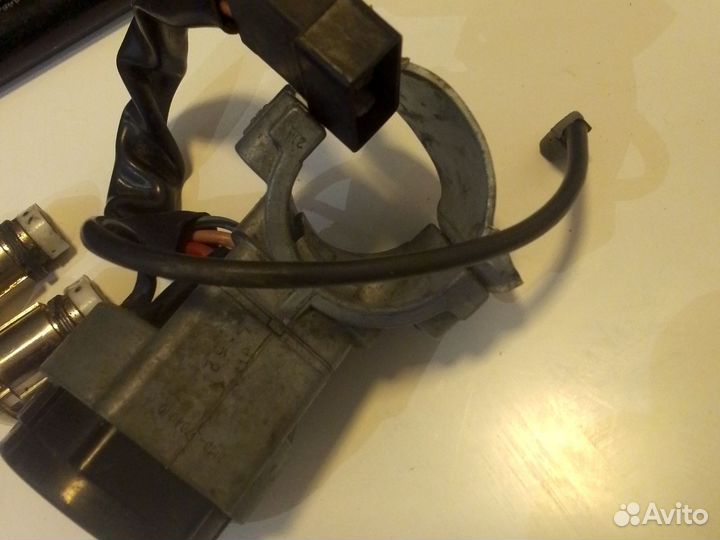 Замок зажигания приора