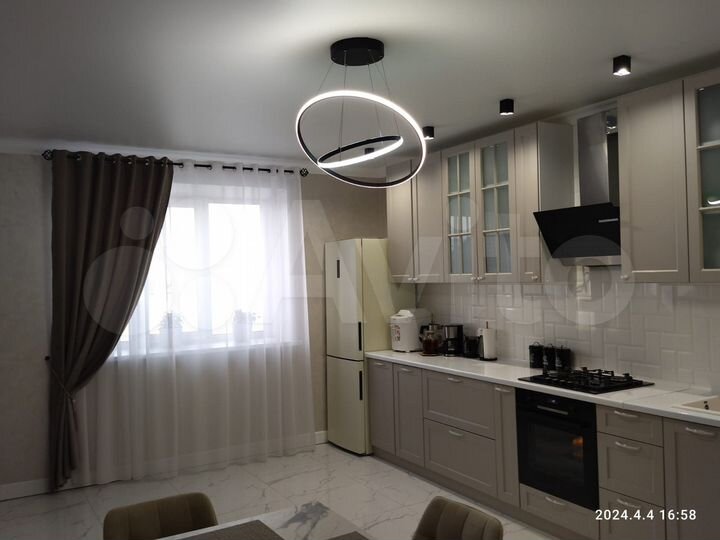 Дом 256,8 м² на участке 14 сот.