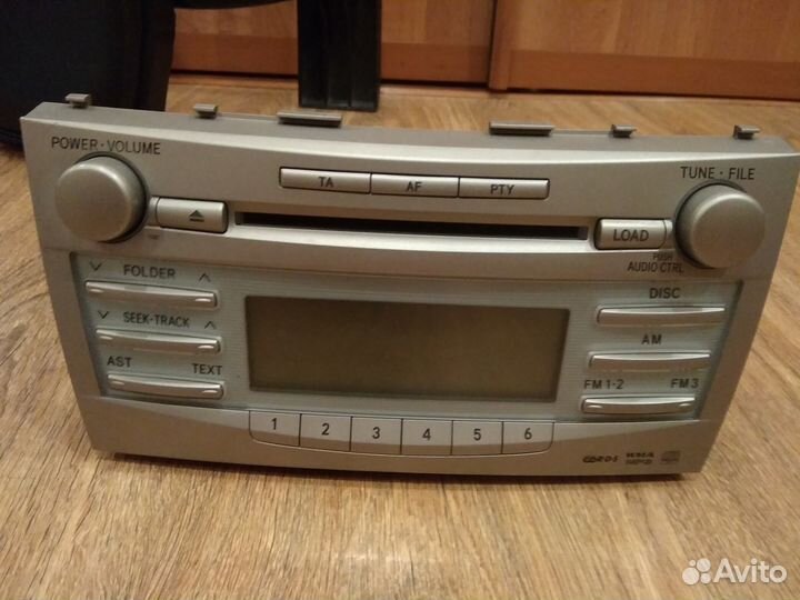 Штатная магнитола toyota camry