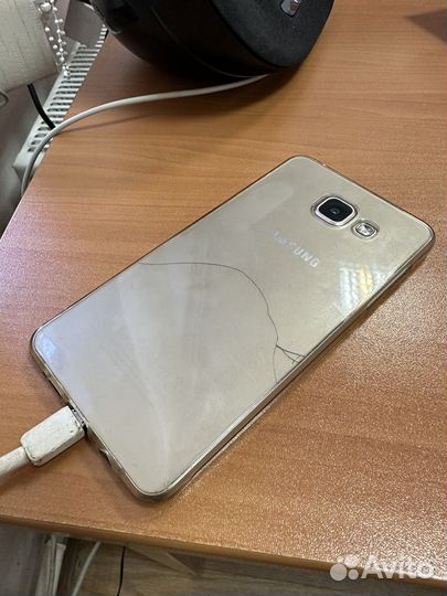 Телефон Samsung galaxy a5 2016
