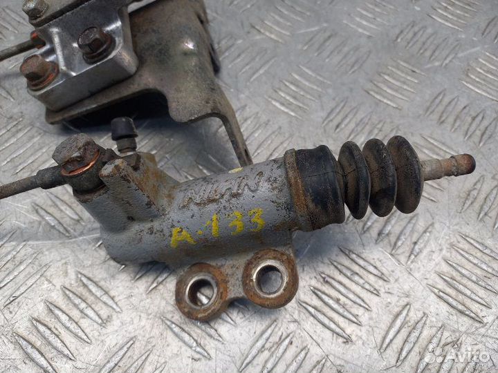 Цилиндр сцепления рабочий Mitsubishi L200 KB 2.5