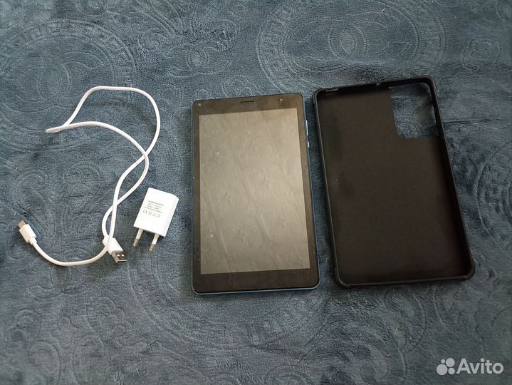 Планшет Umilo