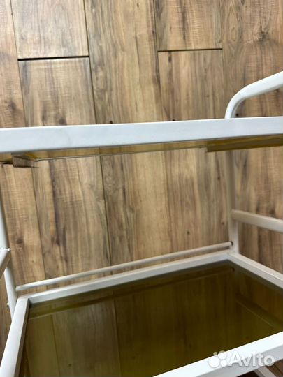 Этажерка мастера (стекляные полки)