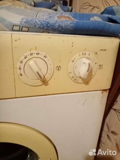 Стиральная машина на запчасти zanussi