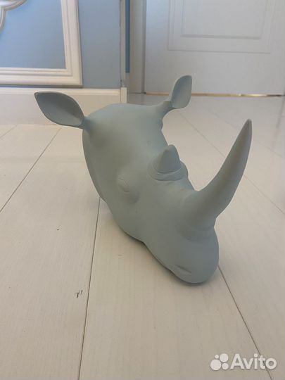 Статуэтки декор