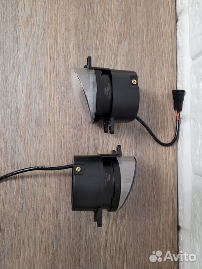 Противотуманные фары Toyota Camry V40 (2006-2011)