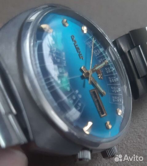 Часы ориент коледж