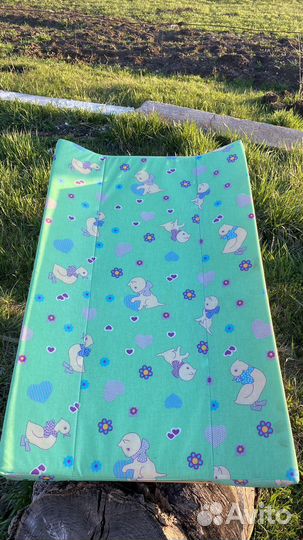 Пеленальная доска на кроватку