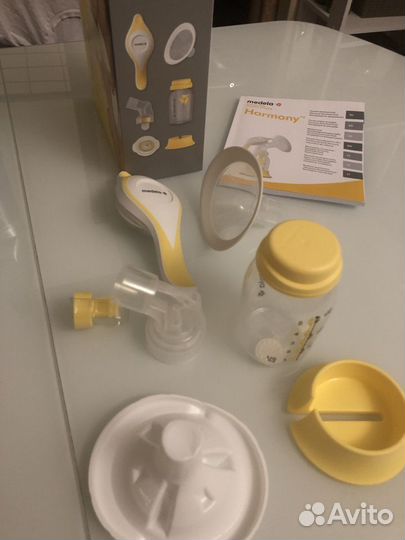 Молокоотсос medela ручной